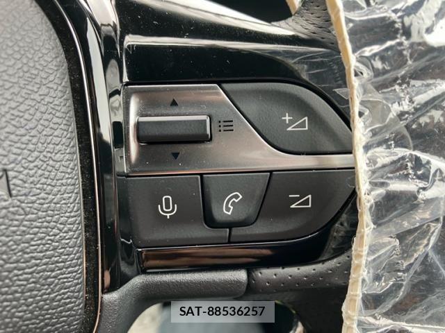 Peugeot 308 2022-08 7878744-24