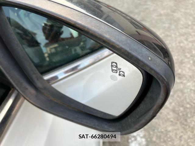 Peugeot 308 2015-09 8037575-19
