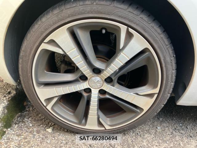 Peugeot 308 2015-09 8037575-5