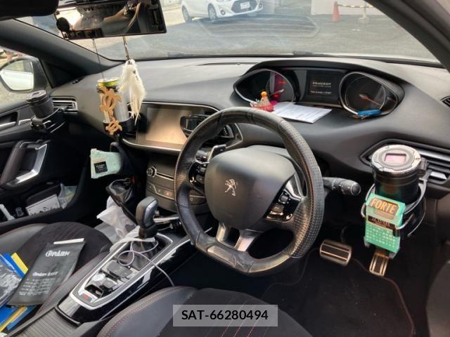 Peugeot 308 2015-09 8037575-8