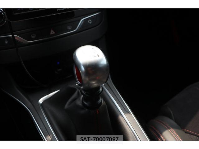 Peugeot 308 2017-06 8075108-3