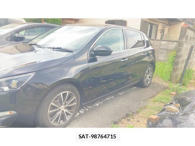 Peugeot 308 2016-04 8101184-2