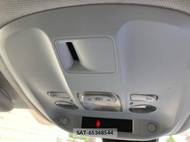 Peugeot 308 2017-09 8231280-26