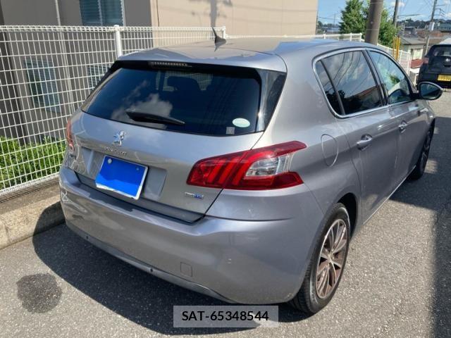 Peugeot 308 2017-09 8231280-4