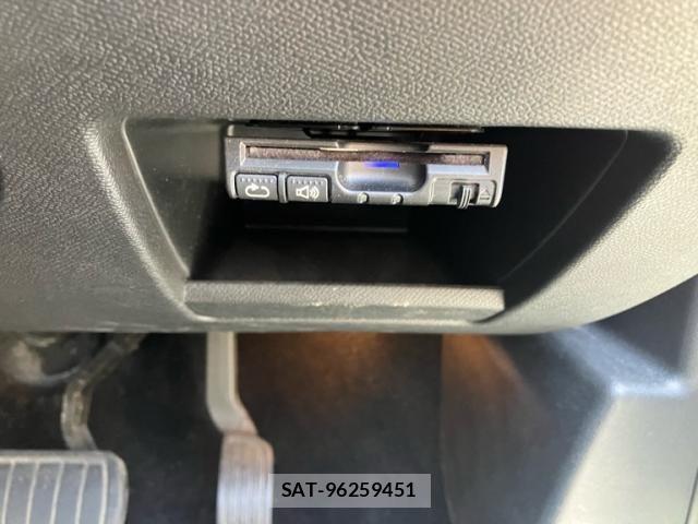 Peugeot 308 2015-09 8231281-16