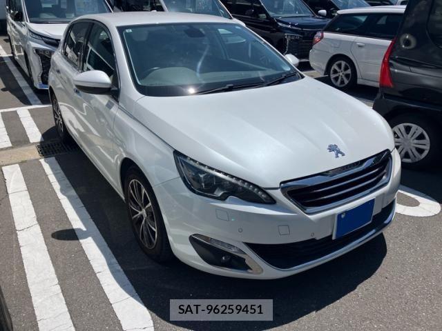 Peugeot 308 2015-09 8231281-1