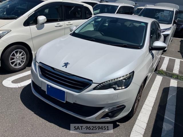 Peugeot 308 2015-09 8231281-2