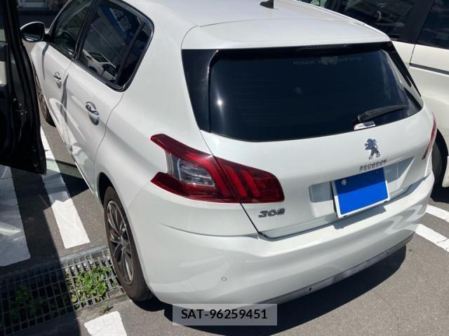 Peugeot 308 2015-09 8231281-4