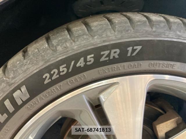 Peugeot 308 2018-04 8246324-5