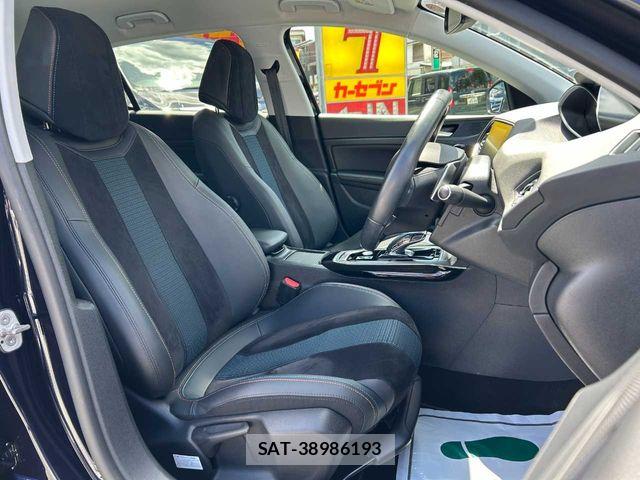 Peugeot 308 2020-02 8368089-12