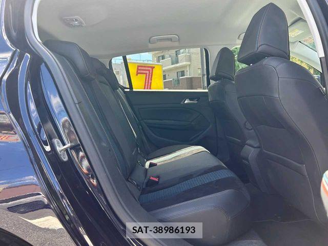 Peugeot 308 2020-02 8368089-15