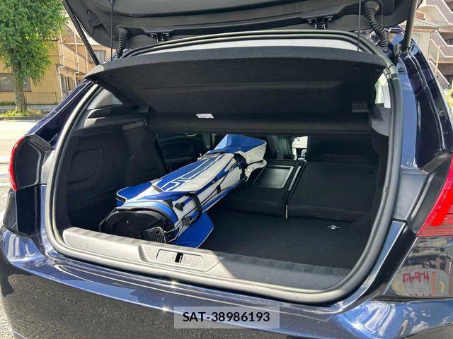 Peugeot 308 2020-02 8368089-18