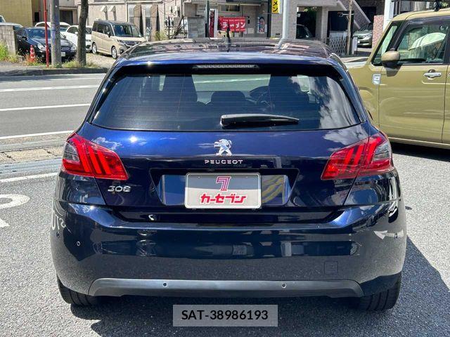 Peugeot 308 2020-02 8368089-26
