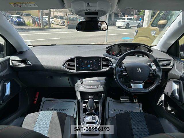 Peugeot 308 2020-02 8368089-2