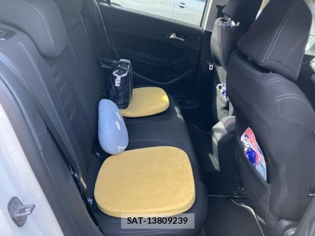 Peugeot 308 2014-12 8368086-13