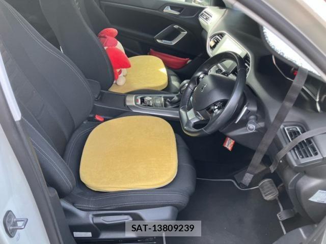 Peugeot 308 2014-12 8368086-14