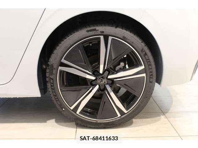 Peugeot 308 2026-01 8414332-11