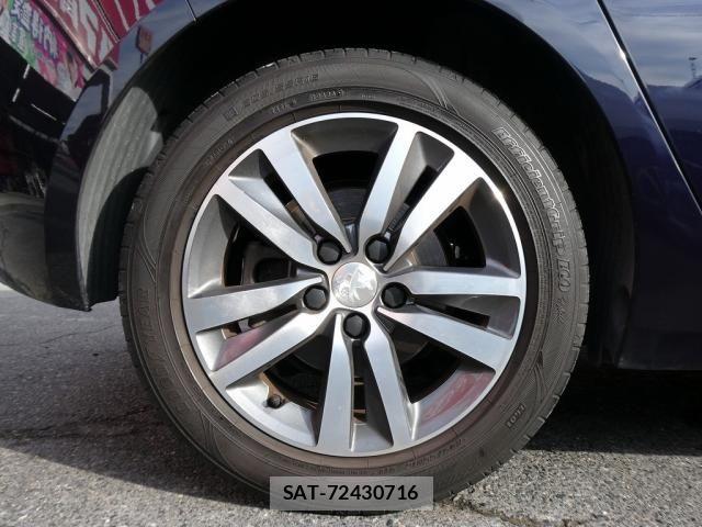 Peugeot 308 2018-04 8414338-26