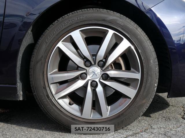Peugeot 308 2018-04 8414338-27