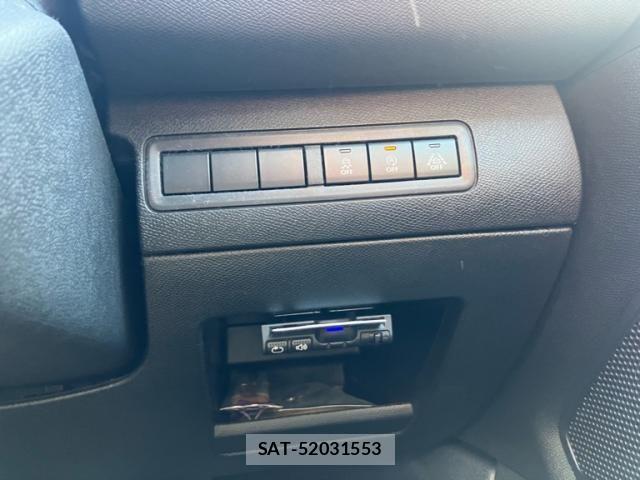 Peugeot 308 2017-12 8628351-19