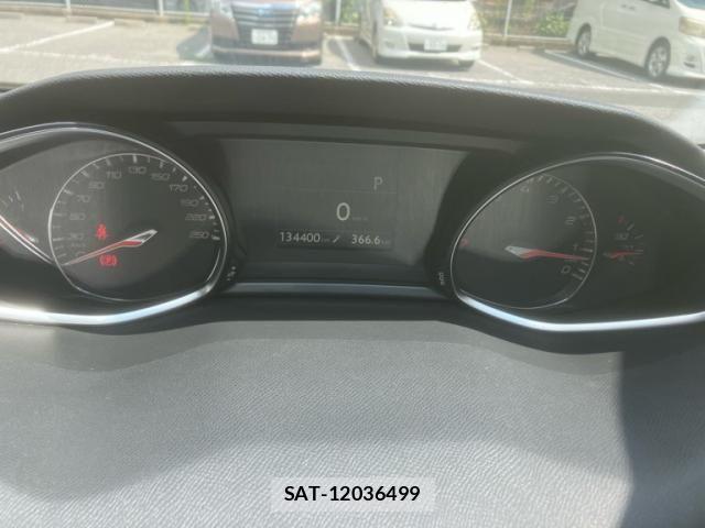 Peugeot 308 2015-08 8628352-20
