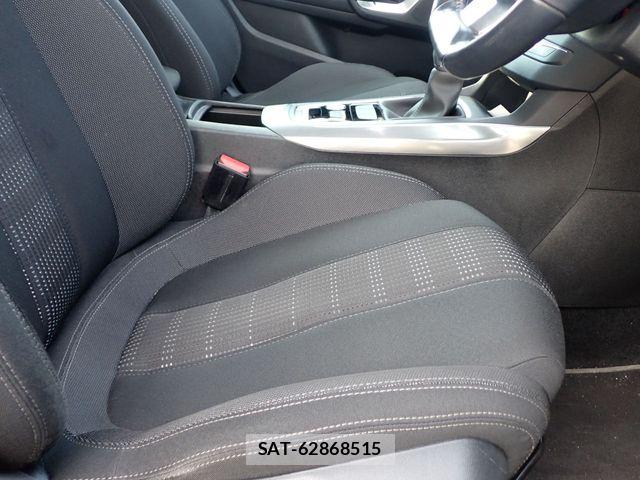 Peugeot 308 2017-08 8666722-22