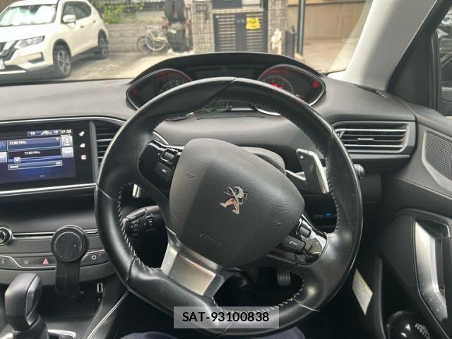 Peugeot 308 2016-09 8745168-14