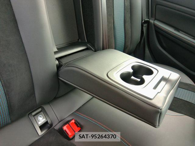 Peugeot 308 2019-10 8831055-26
