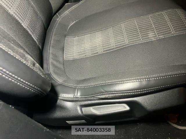 Peugeot 308 2017-10 8850343-18