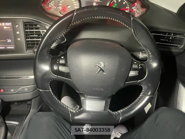 Peugeot 308 2017-10 8850343-21