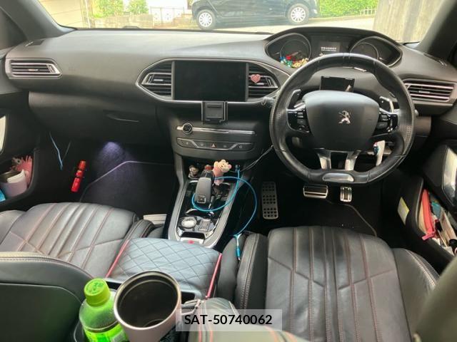 Peugeot 308 2020-06 8881527-15