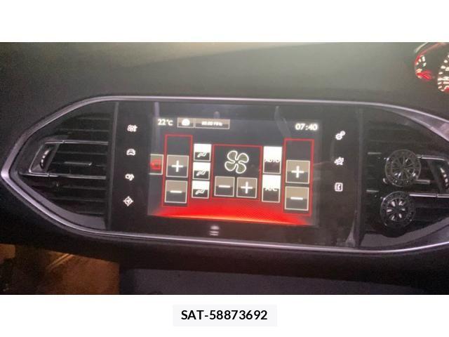Peugeot 308 2015-09 8881528-18