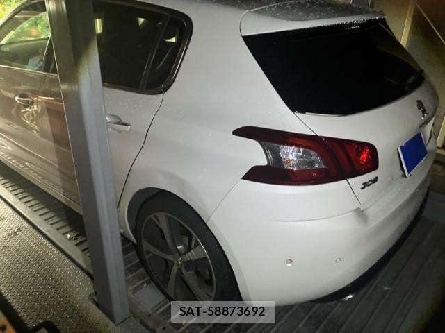Peugeot 308 2015-09 8881528-7