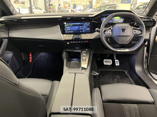 Peugeot 308 2025-09 8884175-1