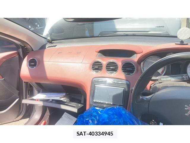 Peugeot 308 2010-07 8526559-17