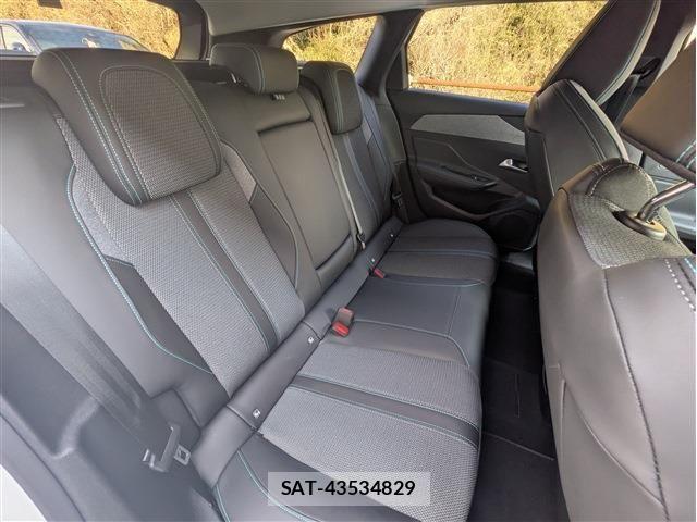 Peugeot 308 2022-11 4329181-12