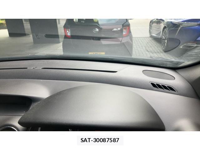Peugeot 308 2011-05 6501883-28