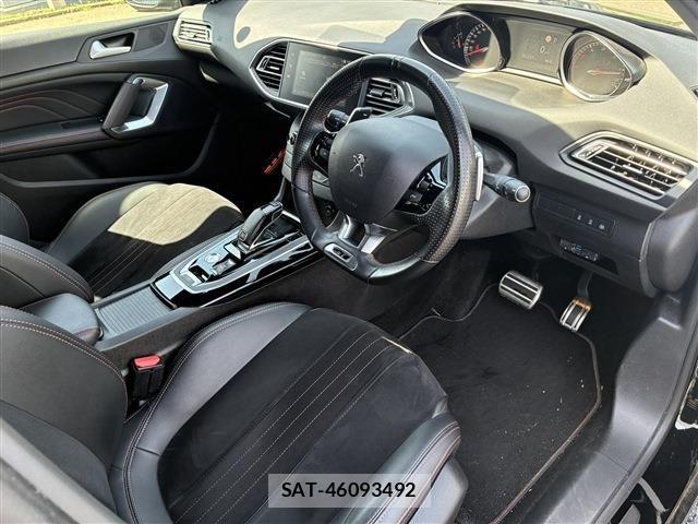 Peugeot 308 2019-07 6501874-10