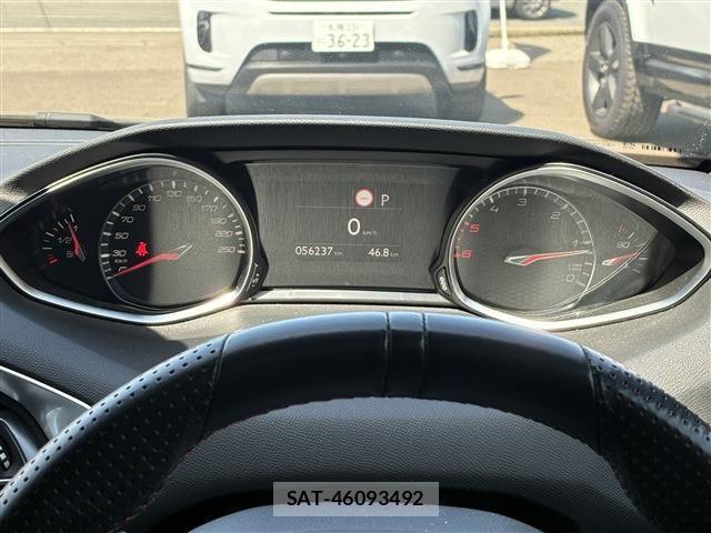 Peugeot 308 2019-07 6501874-16