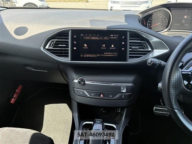 Peugeot 308 2019-07 6501874-17