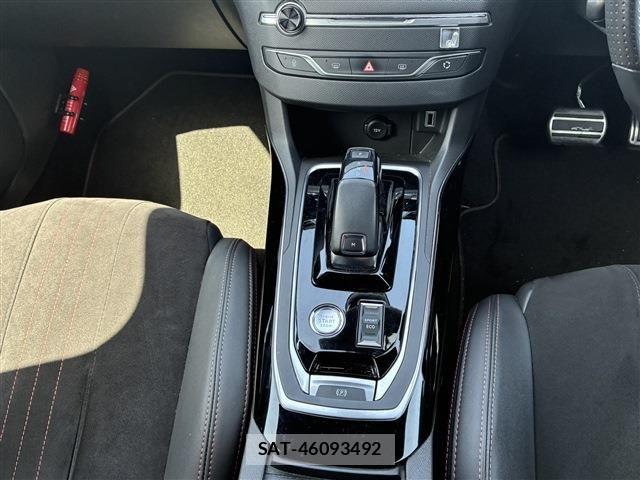 Peugeot 308 2019-07 6501874-19