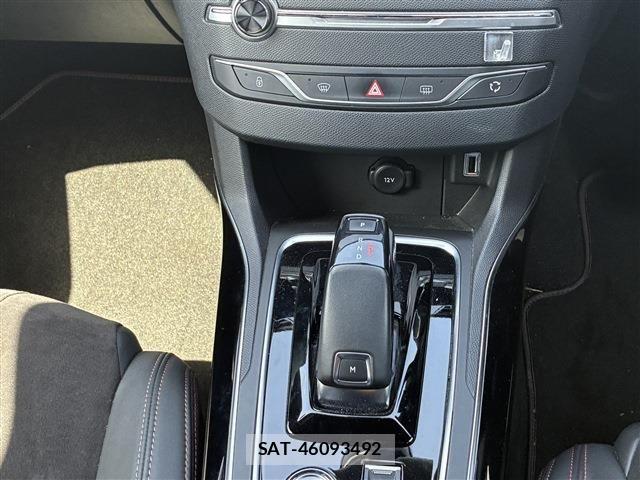 Peugeot 308 2019-07 6501874-20