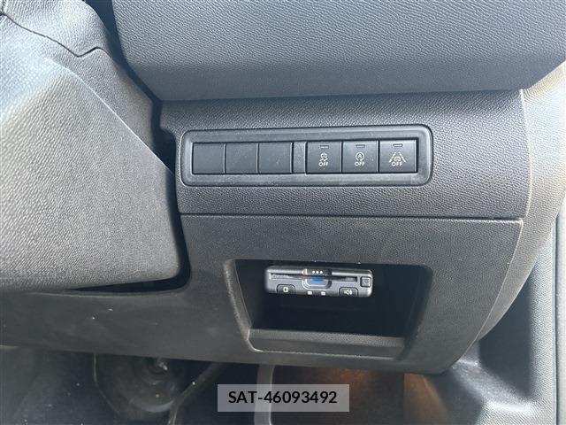 Peugeot 308 2019-07 6501874-21