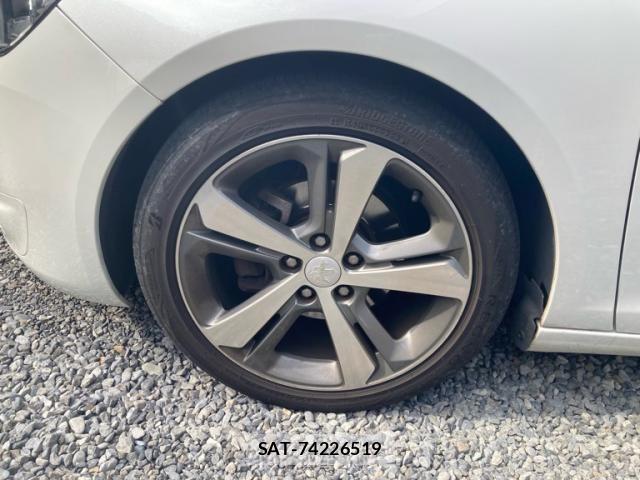 Peugeot 308 2016-03 6673123-10