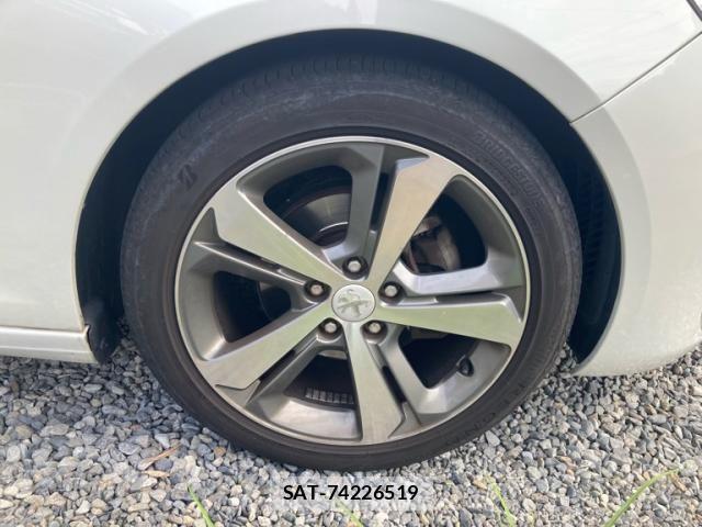 Peugeot 308 2016-03 6673123-7
