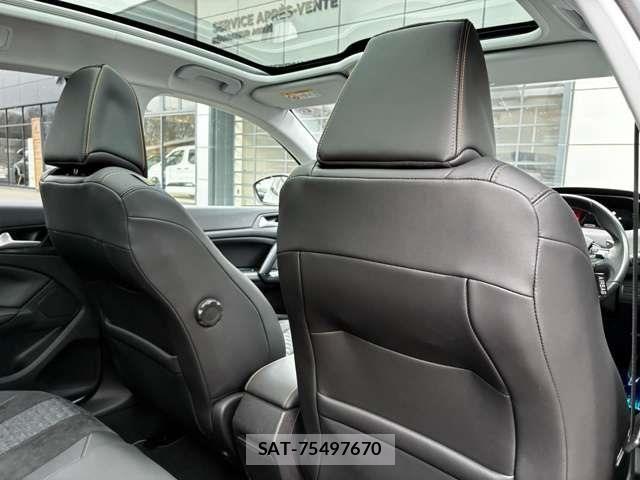 Peugeot 308 2021-03 6717041-13