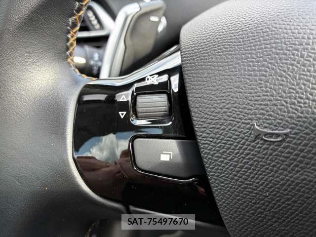 Peugeot 308 2021-03 6717041-17