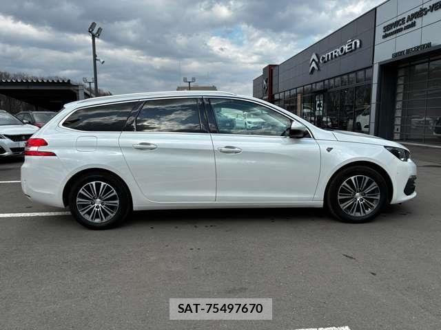 Peugeot 308 2021-03 6717041-3
