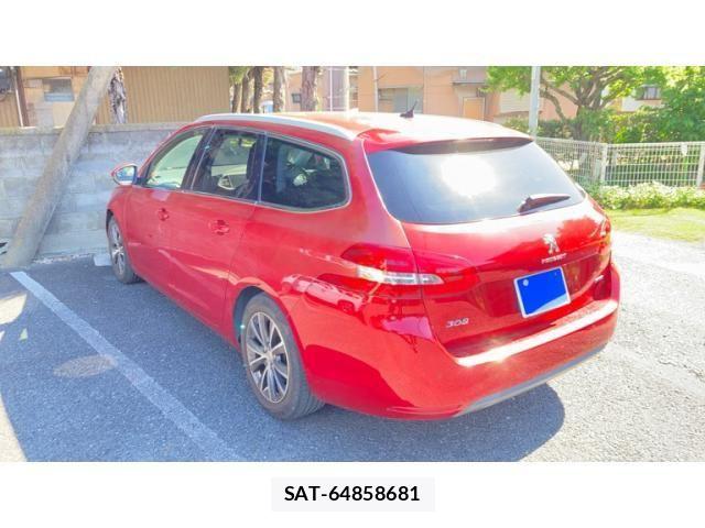 Peugeot 308 2017-06 6911087-2
