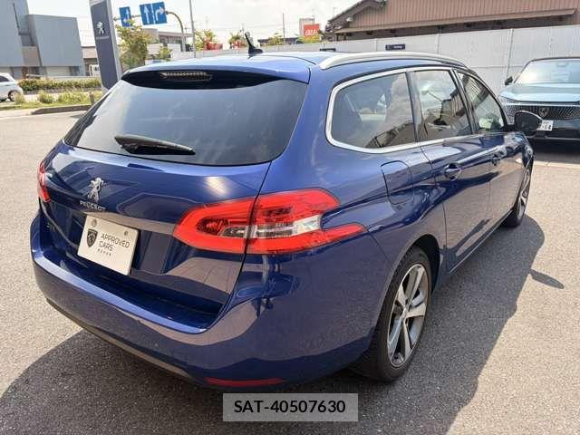 Peugeot 308 2018-03 7060200-9